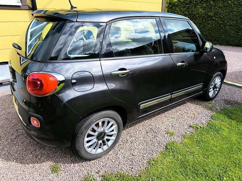 Begagnad Fiat 500L 95 HK (69 kW) 2013 Minibuss
