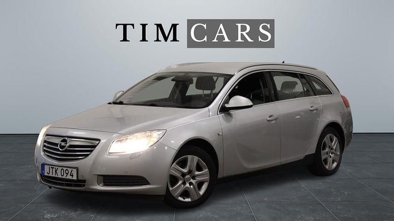 Grå Begagnad 2009 Opel Insignia Edition Kombi | 29 999 kr (Marknadspris) - Bild 1/4