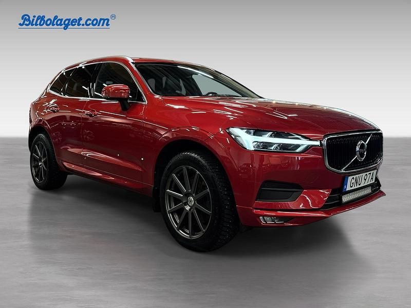 Begagnad Volvo XC60 Momentum 2020 Röd SUV
