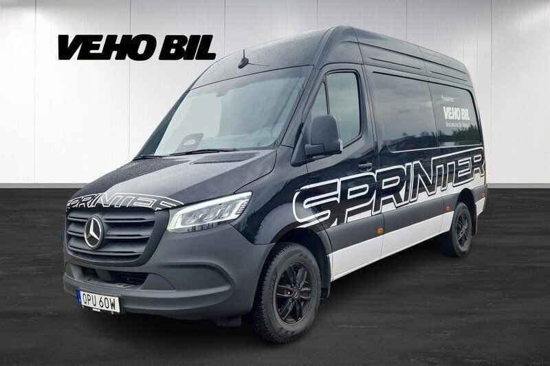 Svart (svart metallic) Begagnad 2025 Mercedes E-Sprinter Van | 562 375 kr - Bild 1/4