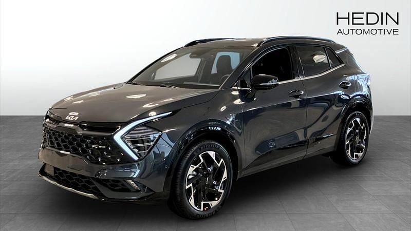 Grå (grey) Ny 2025 Kia Sportage GT-Line SUV | 478 540 kr (Bra pris) - Bild 1/4