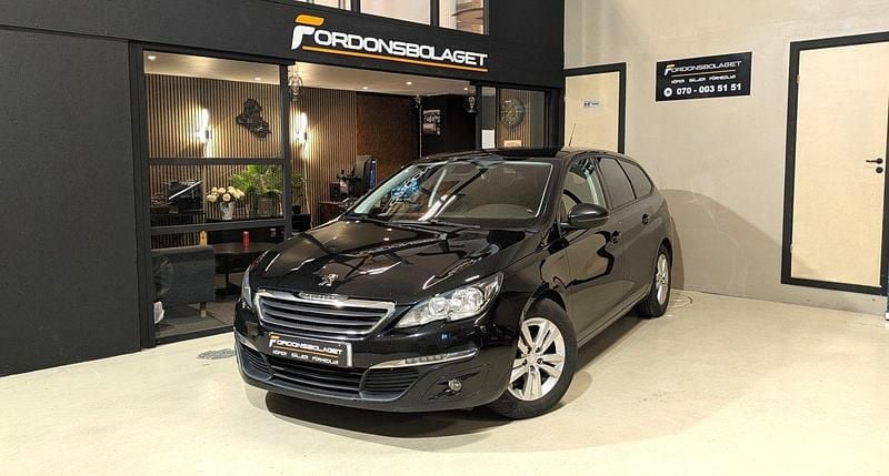 Svart Begagnad 2016 Peugeot 308 Active Kombi | 44 900 kr (Marknadspris) - Bild 1/4