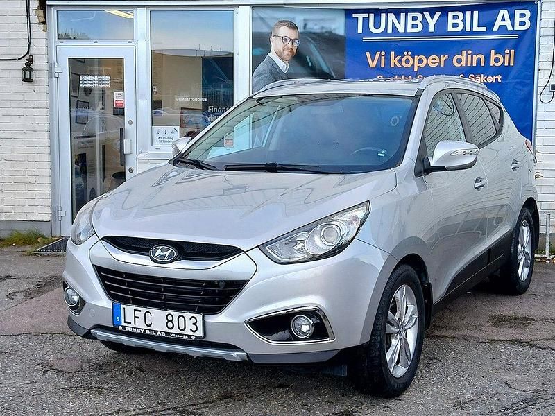 Silver Begagnad 2010 Hyundai ix35 SUV | 82 900 kr (Marknadspris) - Bild 1/4