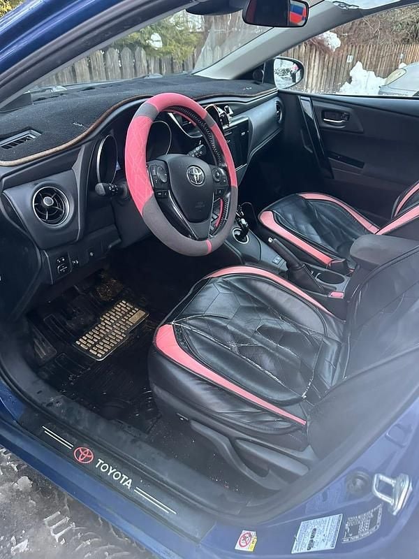 Begagnad 2017 Toyota Auris Touring Sports Kombi | 148 000 kr (Marknadspris) - Bild 1/4