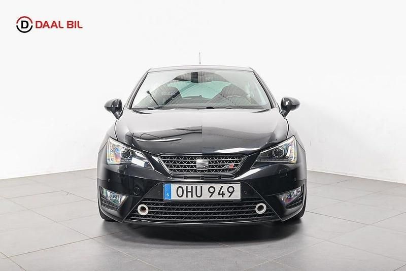 Begagnad Seat Ibiza CUPRA 192 HK (141 kW) 2016 Svart Halvkombi