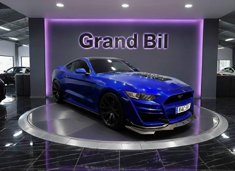 Begagnad Ford Mustang 305 HK (224 kW) 2015 Blå