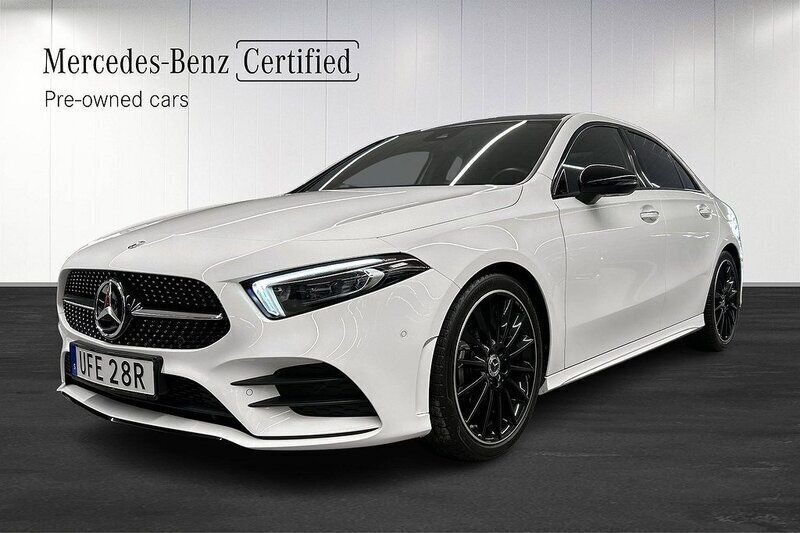 Vit Begagnad 2019 Mercedes A200 AMG Line Premium Plus Sedan | 349 000 kr (Dyr) - Bild 1/4