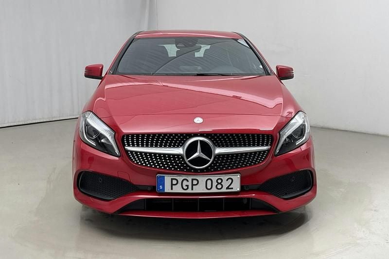 Begagnad Mercedes A180 AMG 122 HK (89 kW) 2017 Röd