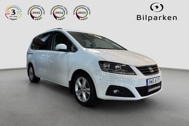 Vit Begagnad 2015 Seat Alhambra Minibuss | 229 990 kr (Lite dyr) - Bild 1/4
