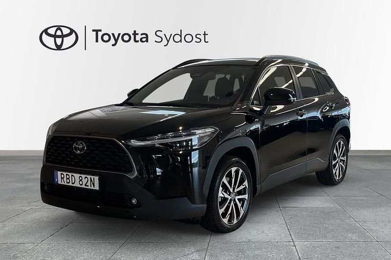 Svart Begagnad 2024 Toyota Corolla Cross Executive SUV | 419 000 kr (Lite dyr) - Bild 1/3