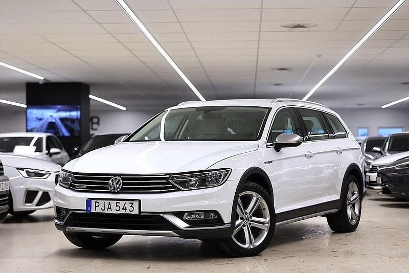 Begagnad VW Passat Alltrack 191 HK (140 kW) 2017 Vit Kombi