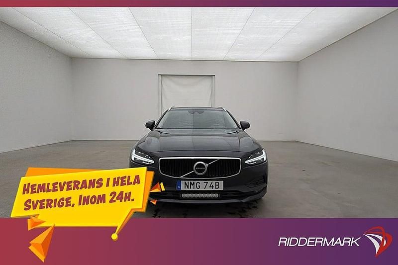 Begagnad Volvo V90 Momentum 190 HK (139 kW) 2019 Grå Kombi