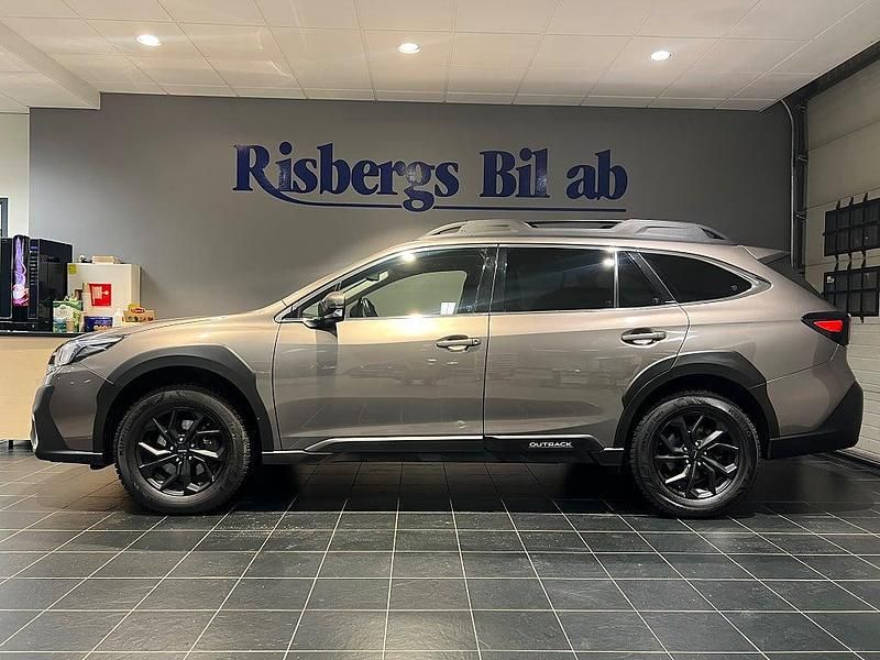Brun Begagnad 2022 Subaru Outback SUV | 349 900 kr (Marknadspris) - Bild 1/4