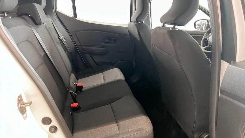 Ny Dacia Sandero 91 HK (66 kW) 2025 Vit Halvkombi