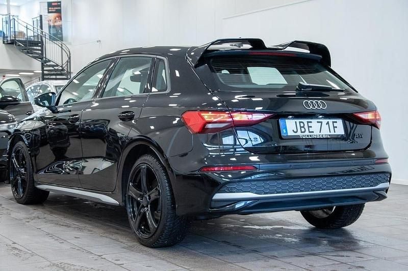 Begagnad Audi A3 Advanced 150 HK (110 kW) 2025 Svart