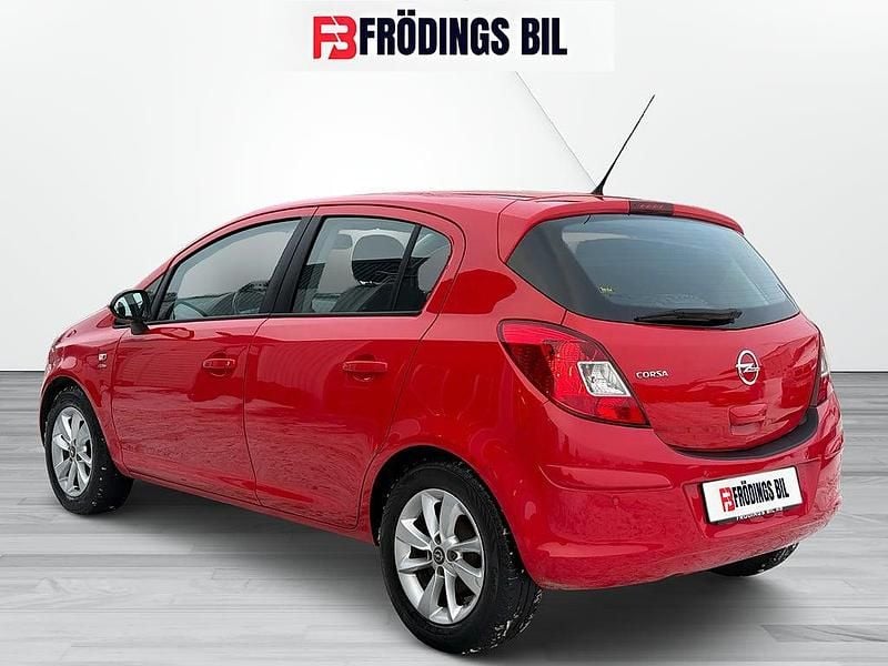 Begagnad Opel Corsa Active 101 HK (74 kW) 2014 Röd Halvkombi