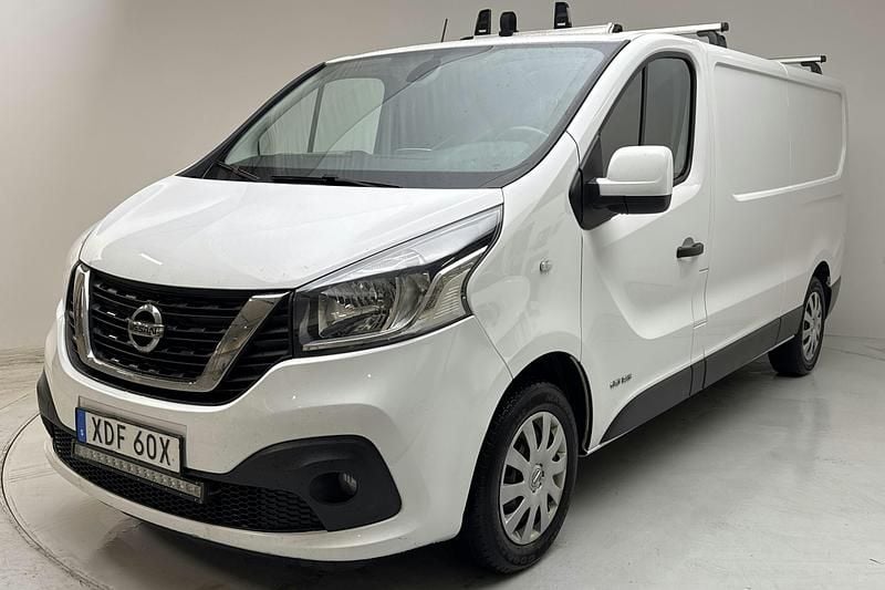 Vit Begagnad 2020 Nissan NV300 Van | 149 000 kr (Superpris) - Bild 1/4