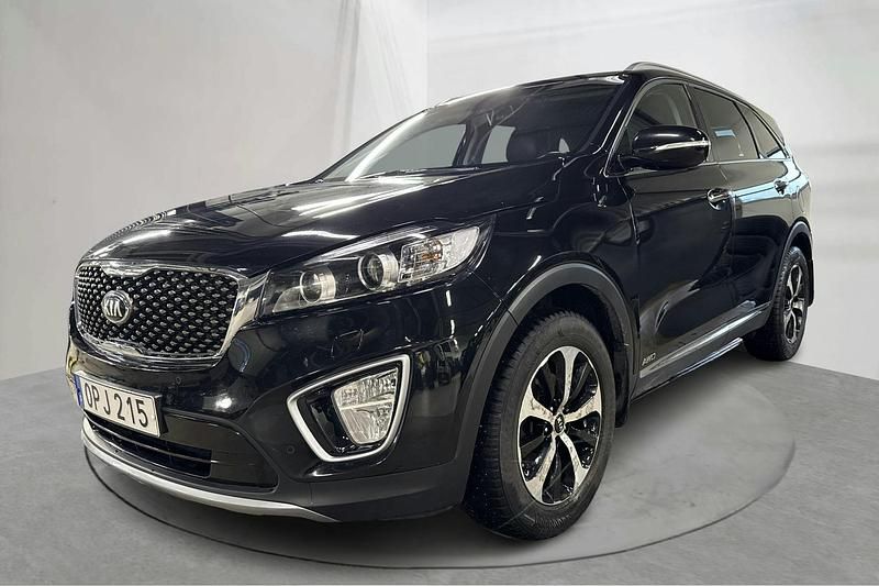 Svart Begagnad 2016 Kia Sorento SUV | 190 000 kr (Marknadspris) - Bild 1/4