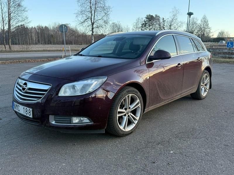 Begagnad 2013 Opel Insignia Kombi | 40 000 kr (Bra pris) - Bild 1/4