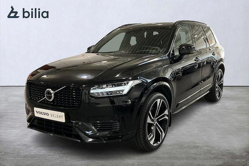Svart Begagnad 2022 Volvo XC90 R-Design SUV | 649 900 kr (Marknadspris) - Bild 1/3