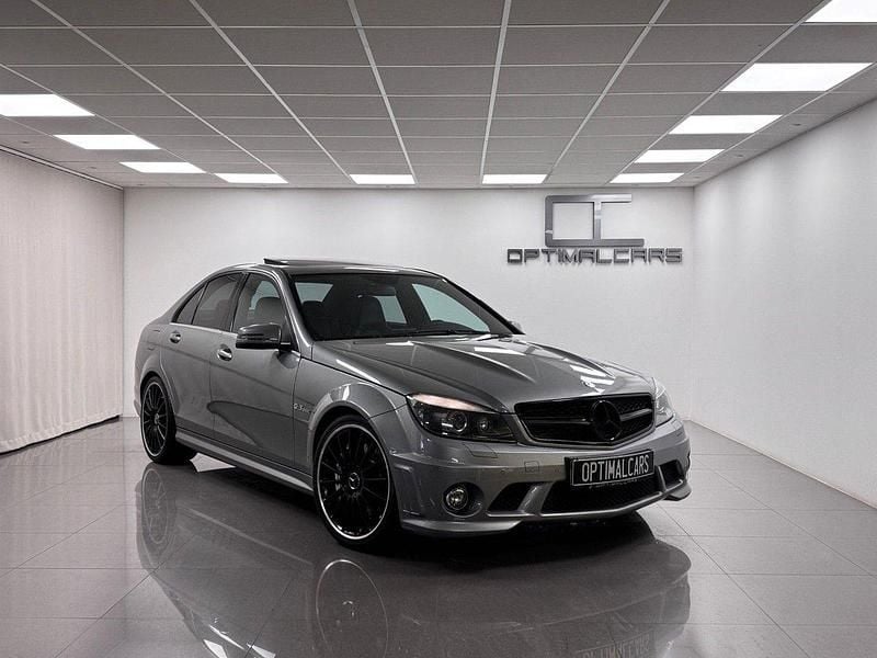Silver Begagnad 2011 Mercedes C63 AMG AMG Sedan | 539 900 kr - Bild 1/4