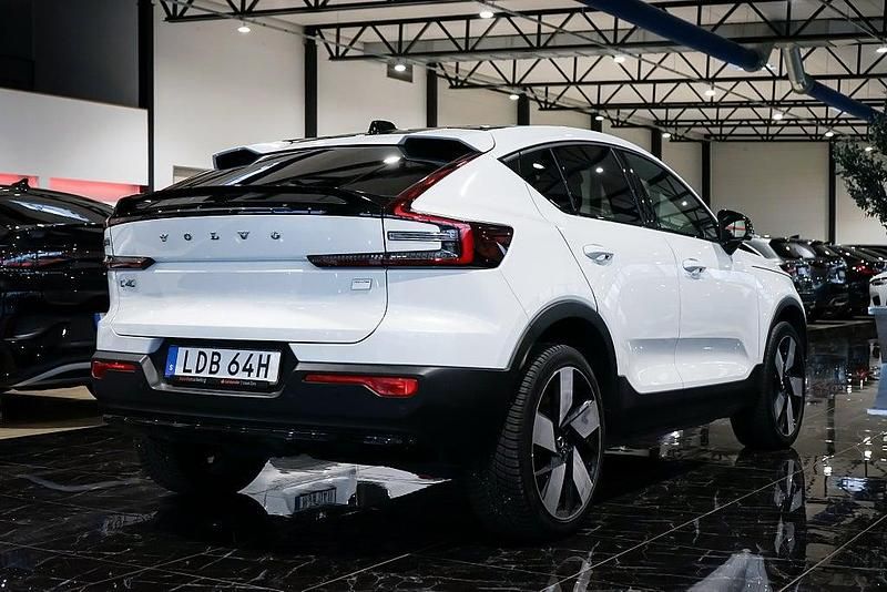 Begagnad Volvo C40 Plus 169 kW (231 HK) 2022 Vit SUV