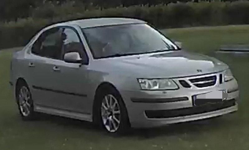 Gul Begagnad 2006 Saab 9-3 Linear Sedan | 12 900 kr - Bild 1/4