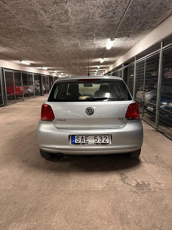 Begagnad VW Polo 90 HK (66 kW) 2010 Halvkombi