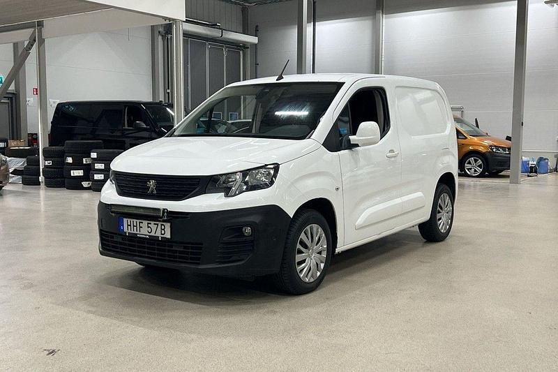 Begagnad 2019 Peugeot Partner Minibuss | 139 900 kr (Bra pris) - Bild 1/4
