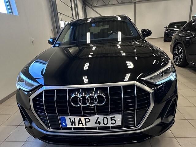 Begagnad Audi Q3 Proline 245 HK (180 kW) 2023 Svart SUV