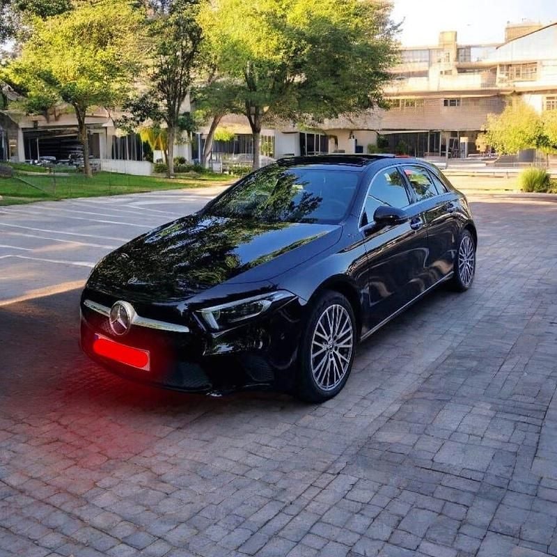 Begagnad 2021 Mercedes A250 Halvkombi | 260 000 kr (Bra pris) - Bild 1/4