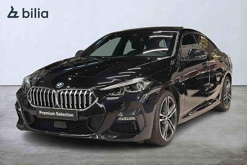 Svart Begagnad 2023 BMW 218 Sportkupé | 299 900 kr - Bild 1/1