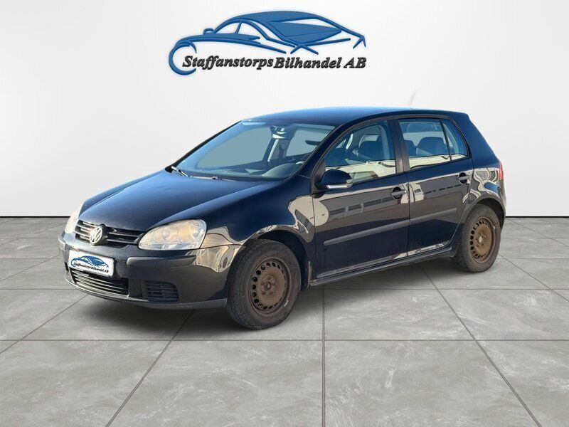 Svart Begagnad 2005 VW Golf V Halvkombi | 16 500 kr (Superpris) - Bild 1/4