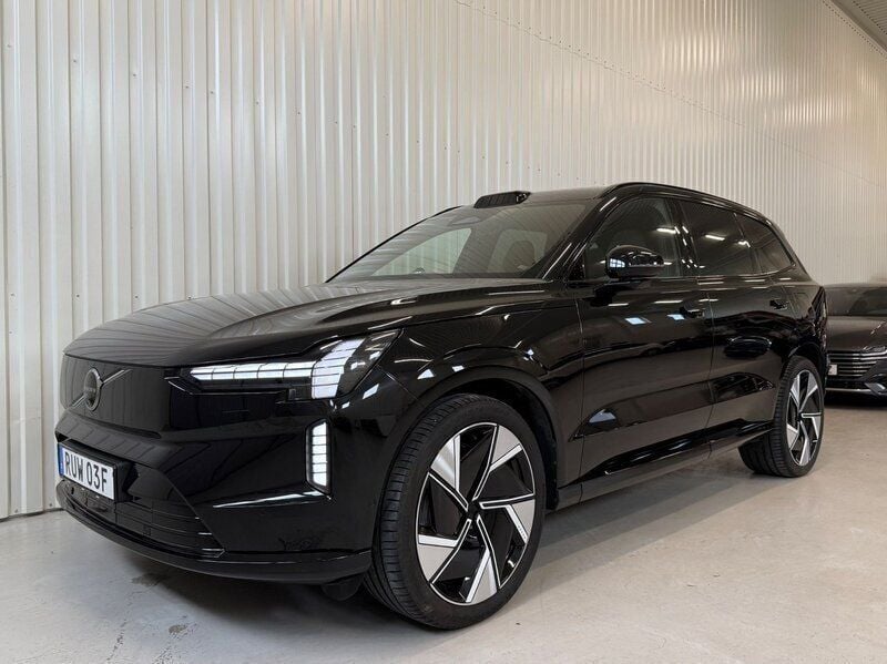Svart (onyx svart) Begagnad 2025 Volvo EX90 Performance SUV | 1 099 000 kr - Bild 1/4