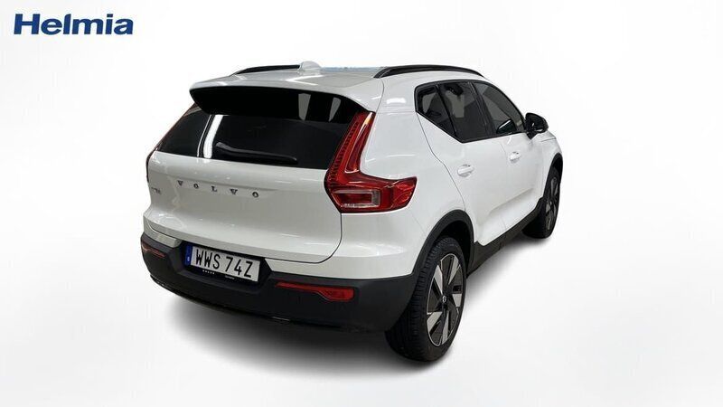 Begagnad Volvo EX40 Plus 188 kW (256 HK) 2024 Vit SUV