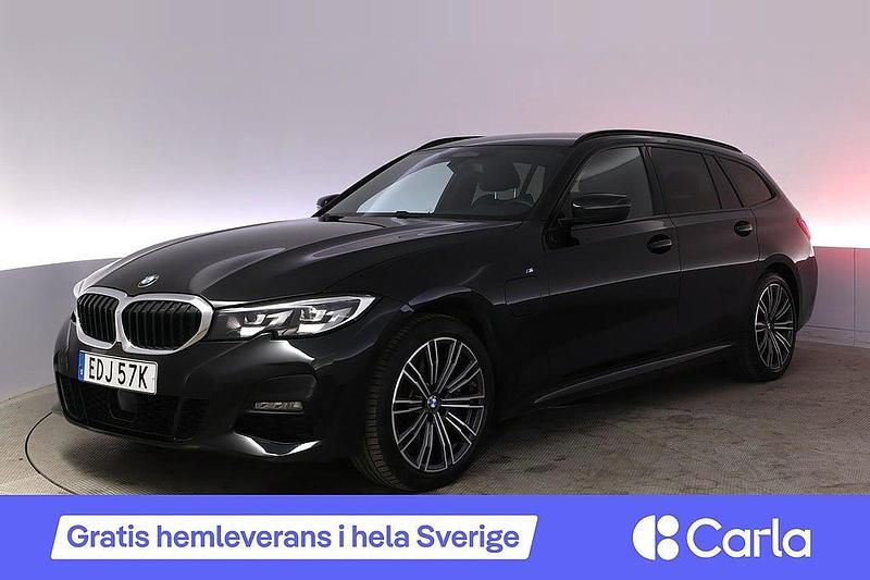 Svart Begagnad 2020 BMW 330e M Sport Kombi | 348 990 kr (Lite dyr) - Bild 1/4