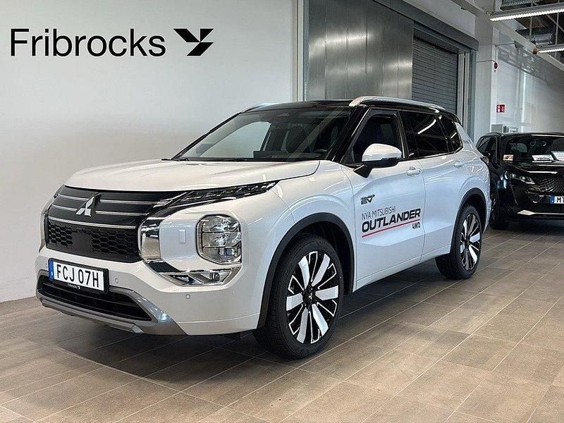 Vit Begagnad 2025 Mitsubishi Outlander P-HEV Instyle SUV | 609 800 kr (Dyr) - Bild 1/4