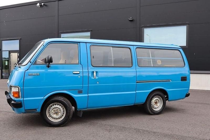 Begagnad Toyota HiAce 87 HK (63 kW) 1979 Blå Van
