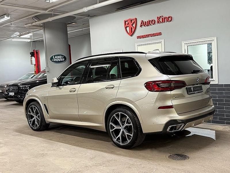 Begagnad BMW X5 M Sport 265 HK (194 kW) 2018 Ljusgrå SUV