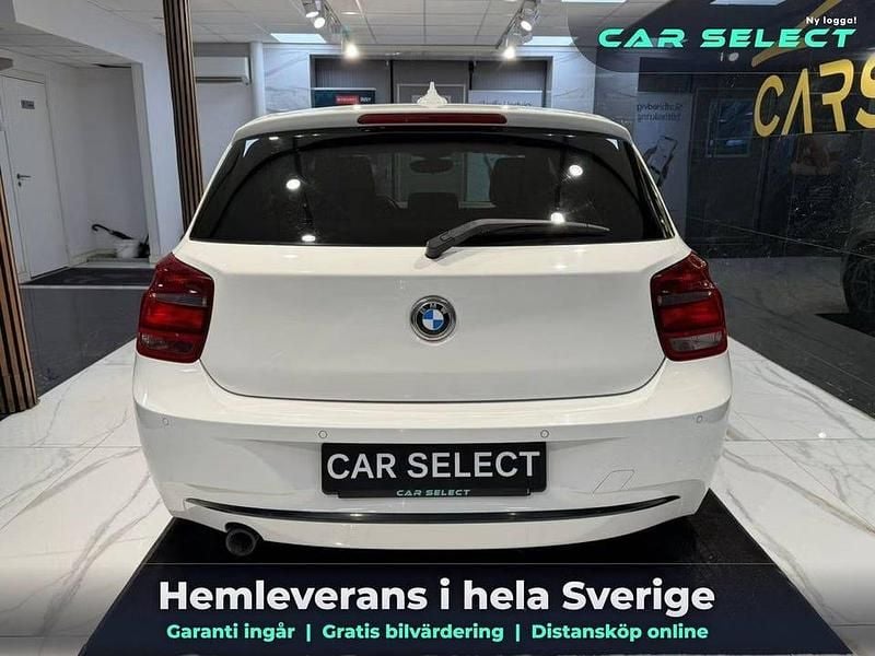 Begagnad BMW 116 Sport Line 118 HK (86 kW) 2013 Vit Halvkombi