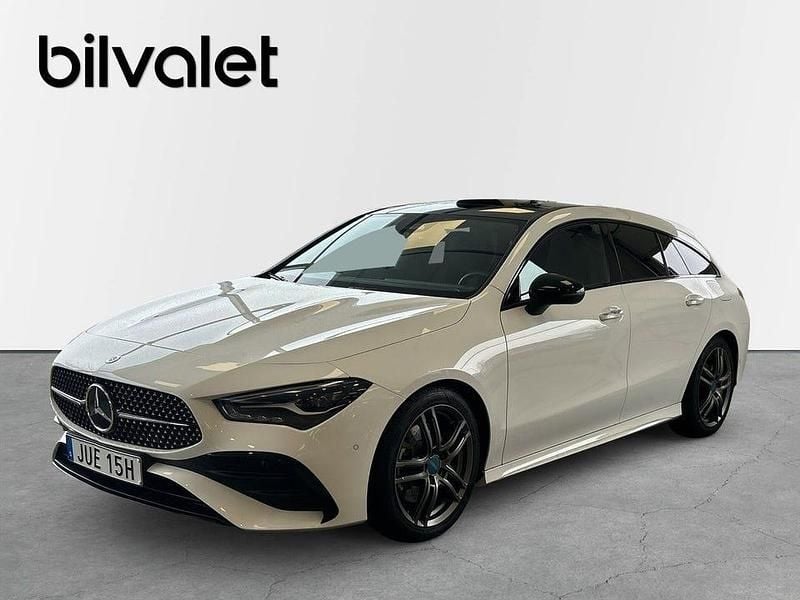 Begagnad Mercedes CLA200 Shooting Brake Advanced Plus 163 HK (119 kW) 2023 Vit Kombi