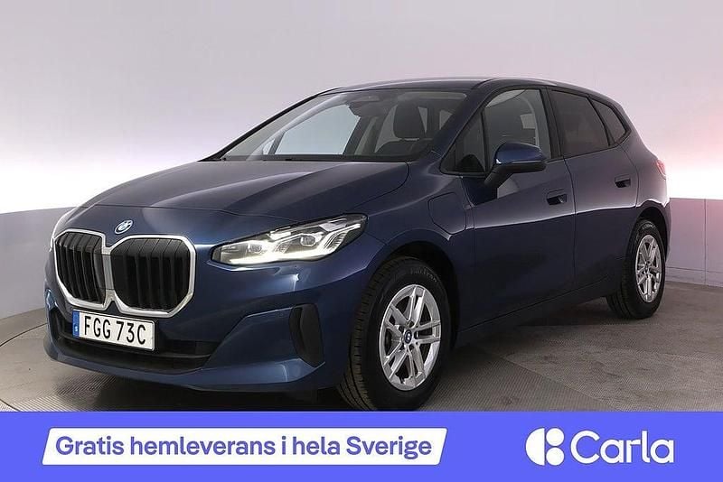 Blå Begagnad 2024 BMW 225 Active Tourer Comfort Edition Minibuss | 312 990 kr (Bra pris) - Bild 1/4