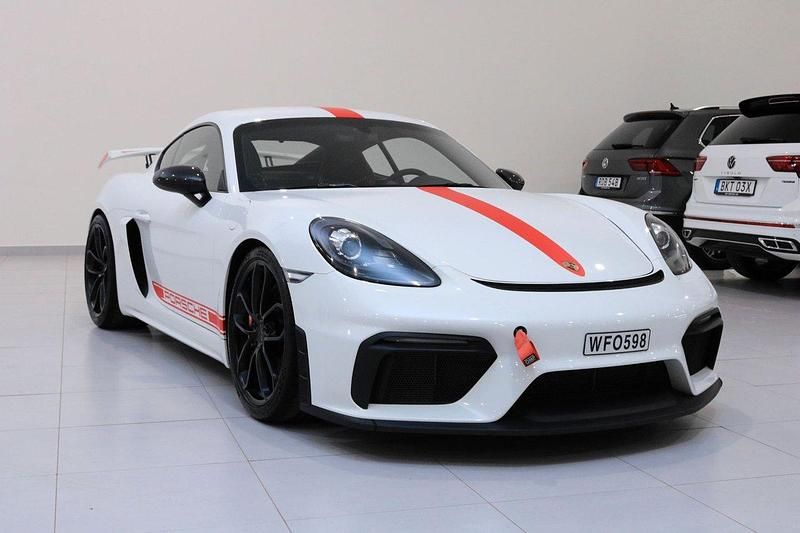Vit Begagnad 2020 Porsche 718 Cayman GT4 Sportkupé | 1 149 900 kr (Marknadspris) - Bild 1/4