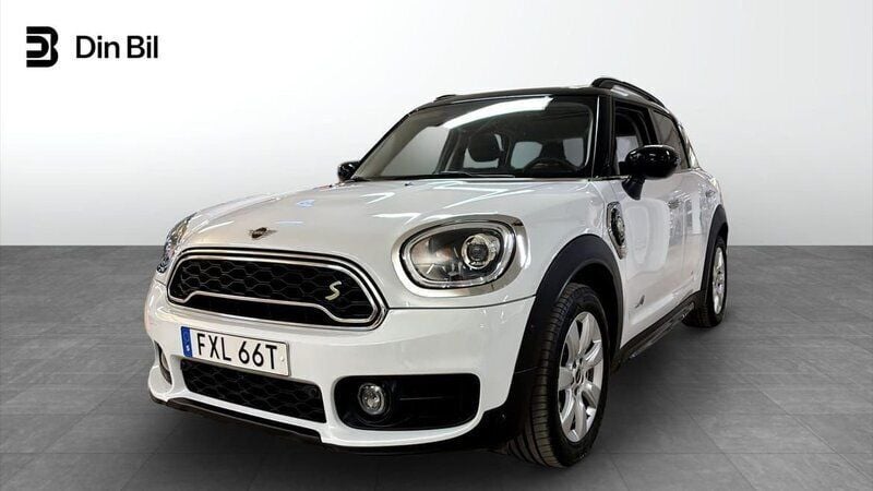 Vit Begagnad 2019 Mini Countryman SUV | 264 900 kr (Marknadspris) - Bild 1/4