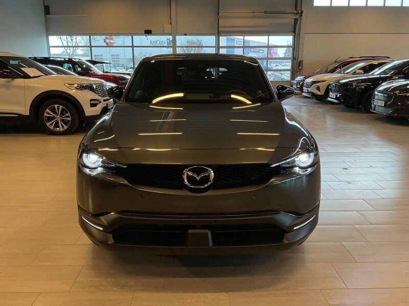 Begagnad Mazda MX30 Makoto 170 HK (125 kW) 2023 Grå SUV