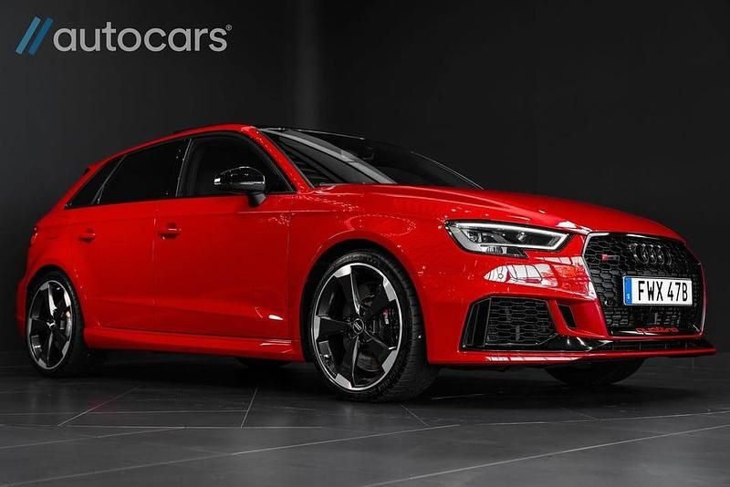 Röd Begagnad 2020 Audi RS3 Comfort Sedan | 548 000 kr (Marknadspris) - Bild 1/4