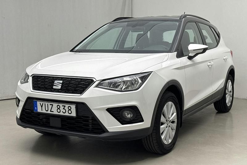 Vit Begagnad 2019 Seat Arona Style SUV | 159 900 kr (Bra pris) - Bild 1/4