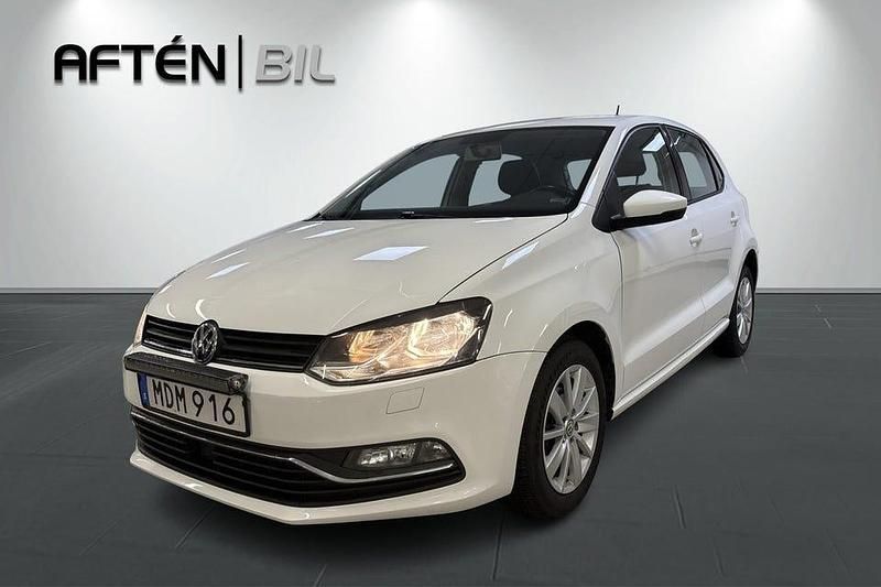 Vit Begagnad 2016 VW Polo Halvkombi | 79 800 kr (Bra pris) - Bild 1/3