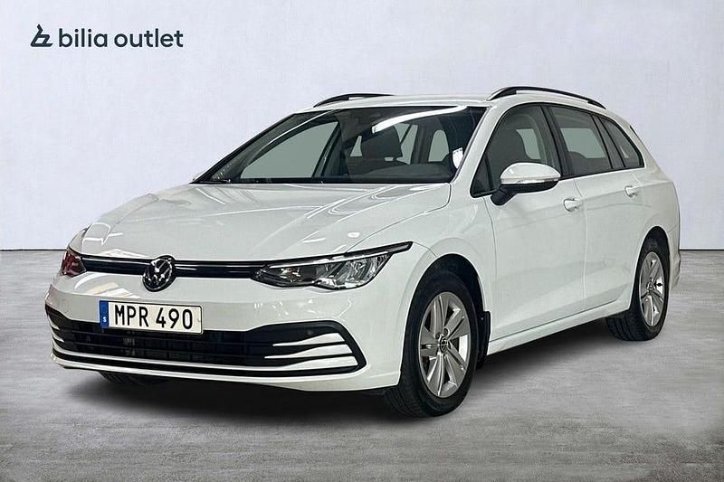 Vit Begagnad 2022 VW Golf VIII Kombi | 257 900 kr (Marknadspris) - Bild 1/4