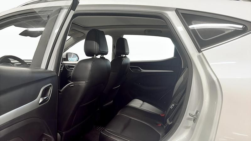 Begagnad MG ZS Luxury 105 kW (143 HK) 2020 Vit SUV